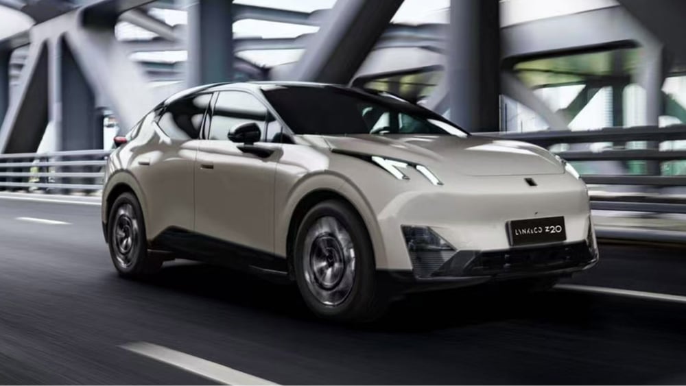 Электрический внедорожник Lynk & Co 02, выпущенный в Китае под названием Z20, стоит от 1,91 млн рублей