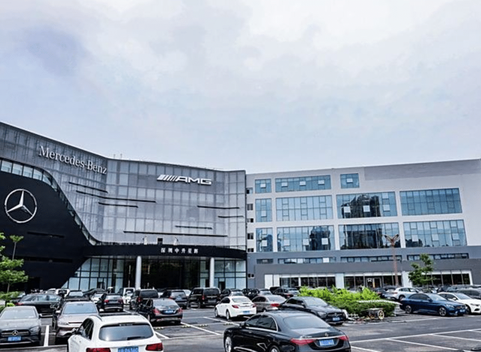 Недавно исследовательская организация обнародовала рейтинг выручки от продаж автомобилей на китайском рынке легковых транспортных средств в 2024 году