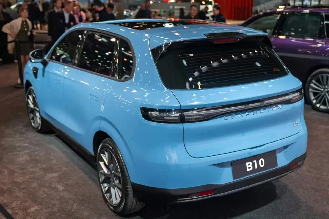 Количество заказов на Leapmotor B10 превысило 31 000 за 48 часов после начала предпродаж