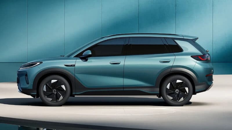 BYD Sealion 05 EV был представлен в Китае по стартовой цене 1,4 млн рублей