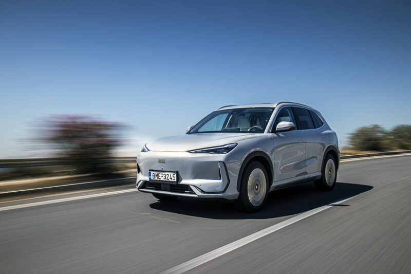 Электрический внедорожник Geely EX5 официально выходит на греческий рынок