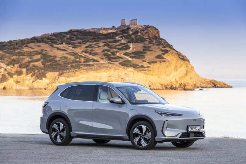 Электрический внедорожник Geely EX5 официально выходит на греческий рынок