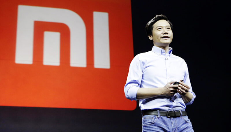 Цена акций Xiaomi достигла рекордно высокого уровня, что делает генерального директора Лэй Цзюня самым богатым человеком в Китае