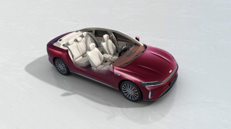 Chery Fulwin A9L PHEV с запасом хода 2000 км продается по цене от 1,63 млн рублей