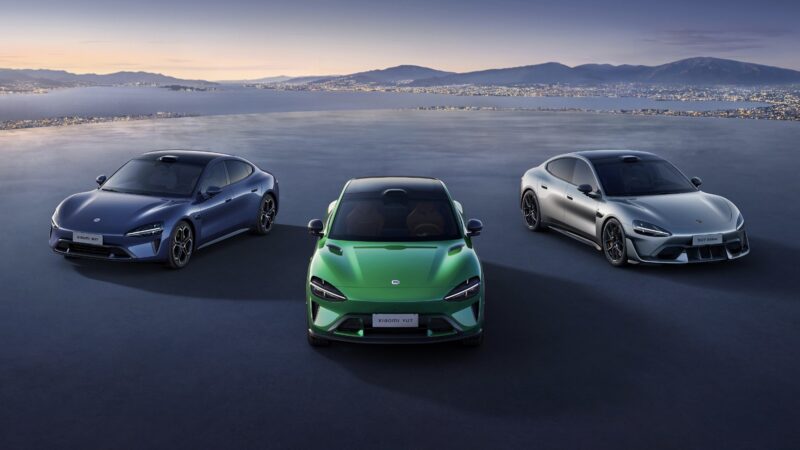 Xiaomi Auto поставила в Китай 300 000 автомобилей за 15 месяцев