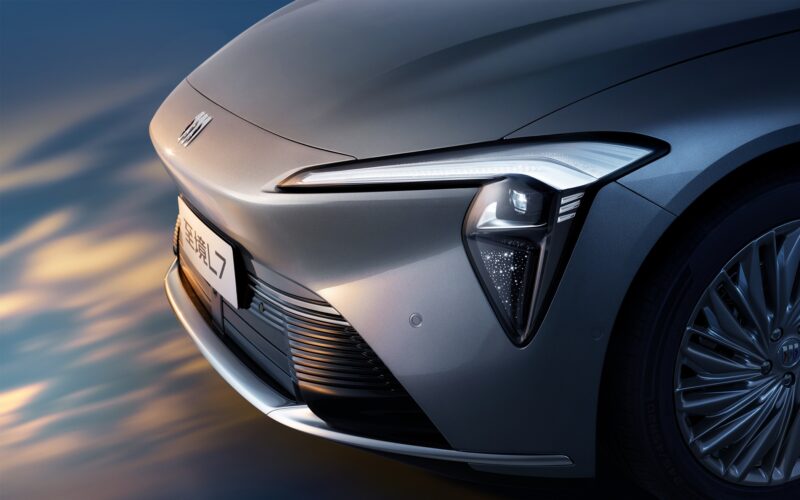Компания Buick представила новый седан Electra L7, предназначенный для китайского рынка