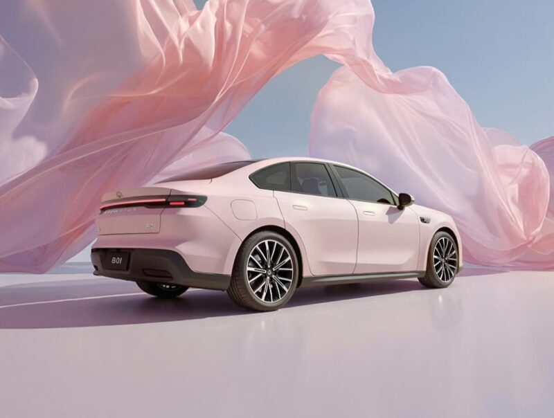 В Китае представлен седан Leapmotor B01 EV с запасом хода от 430 до 650 км