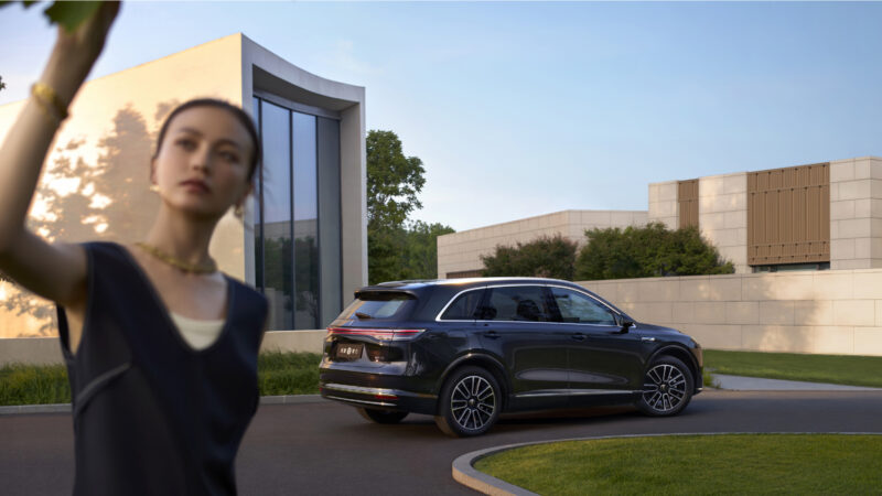 Кроссовер Shangjie H5 EREV от Huawei продемонстрировал в Китае запас хода на электромобилях более 230 км