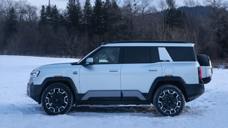 Гибридный внедорожник Denza B8 от BYD представлен для Африки и Ближнего Востока