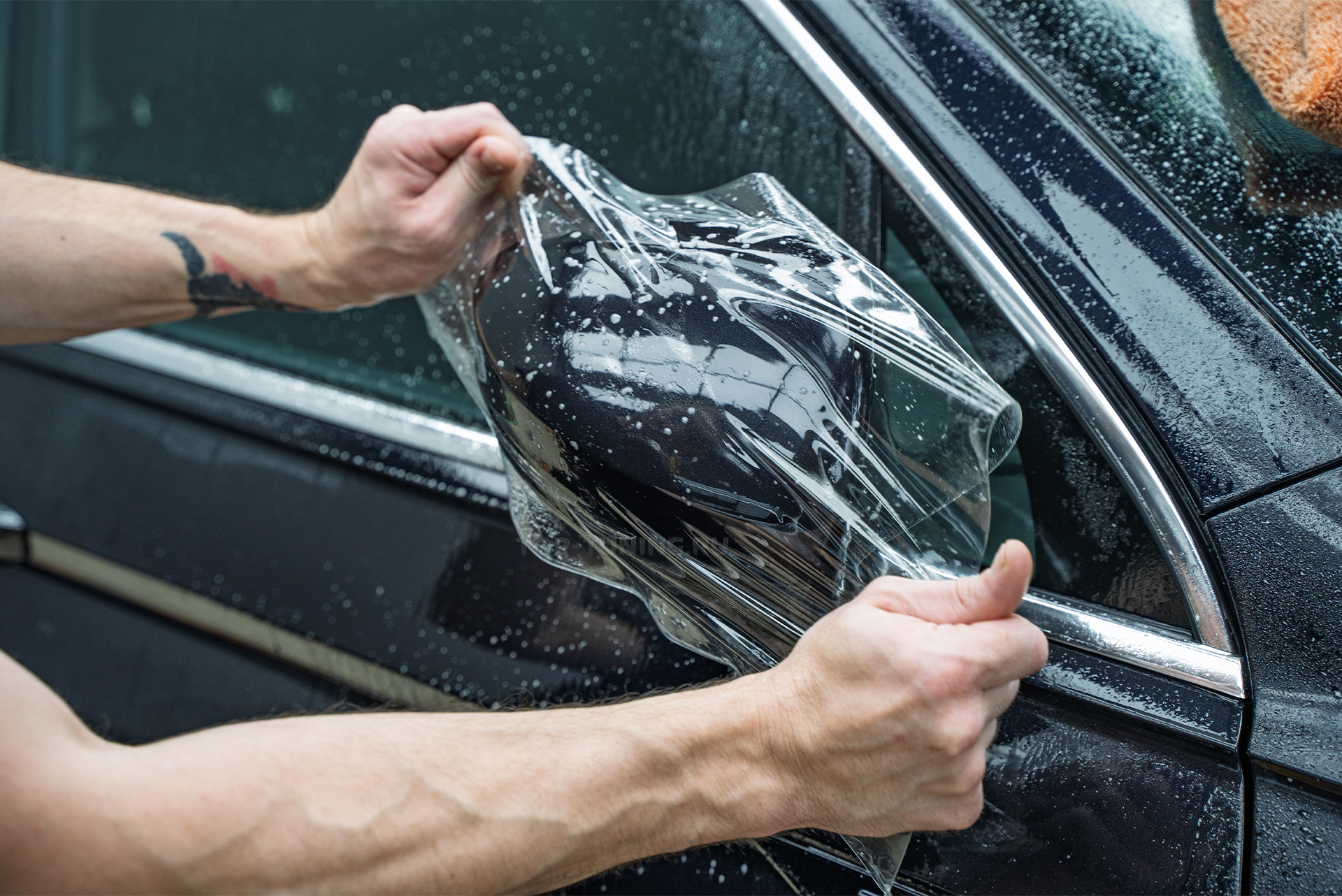 Зона риска Volkswagen Tiguan 2021 в полиуретановую пленку + керамика кузова 