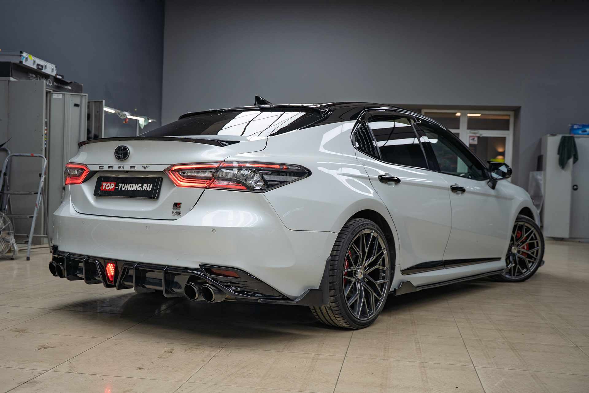 110069 Электронный выхлоп THOR 2.0 для Toyota Camry 2020, тюнинг обвеса и доводчики дверей