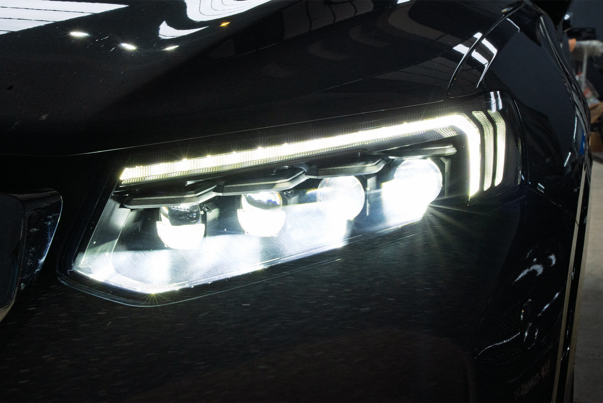 Замена линз, полировка и оклейка фар Knewstar 001 