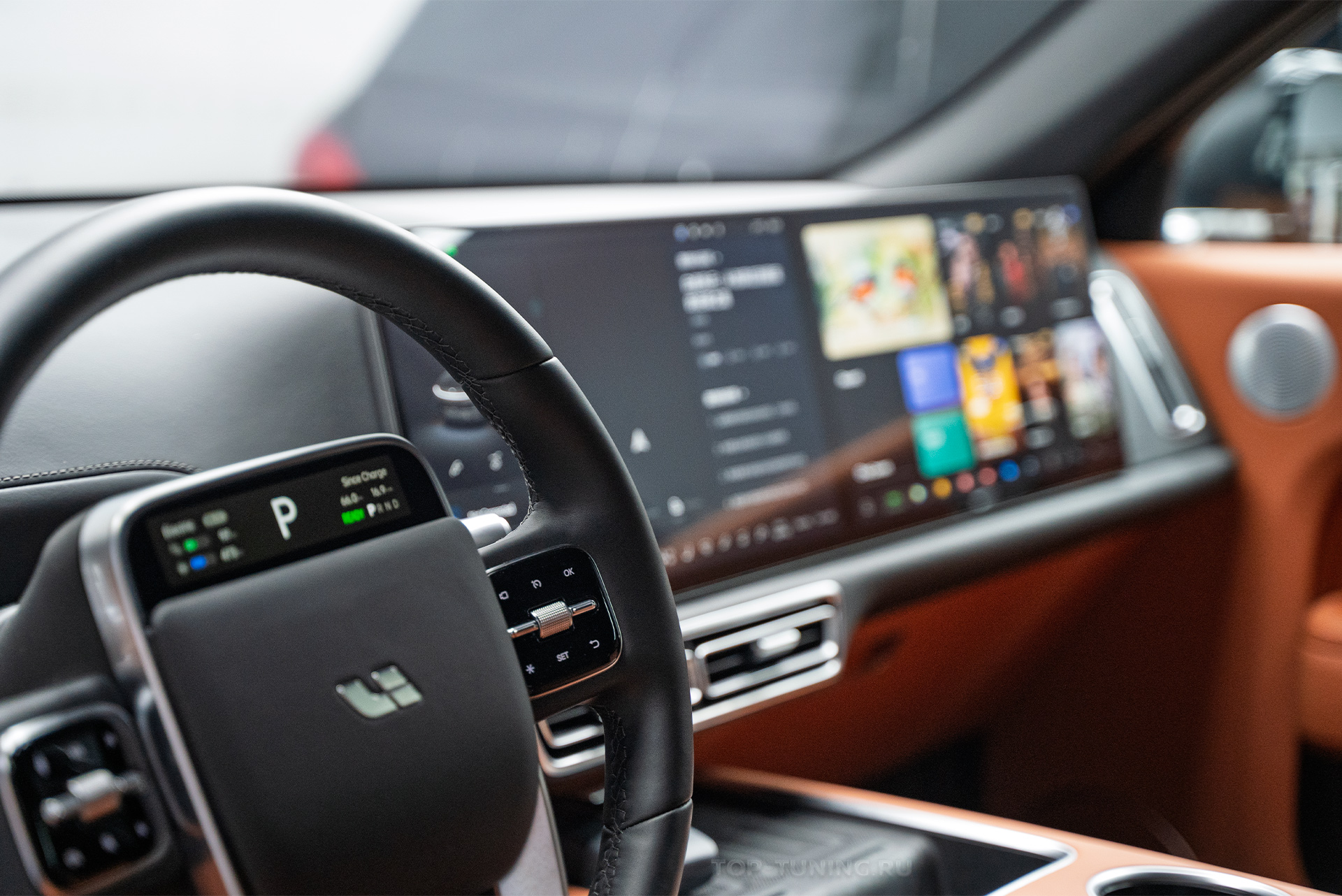 Оклейка сатиновым полиуретаном всего ЛКП кузова Lixiang L7 в Топ Тюнинг Москва