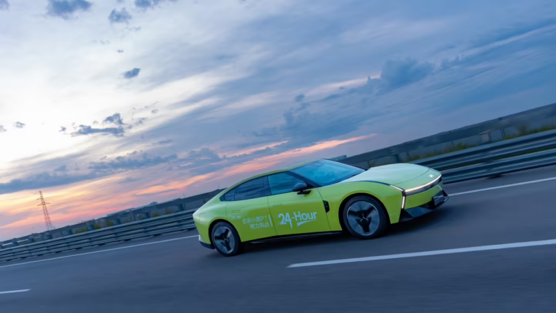 XPeng P7 установил новый рекорд 24-часовой выносливости, превзойдя Xiaomi YU7