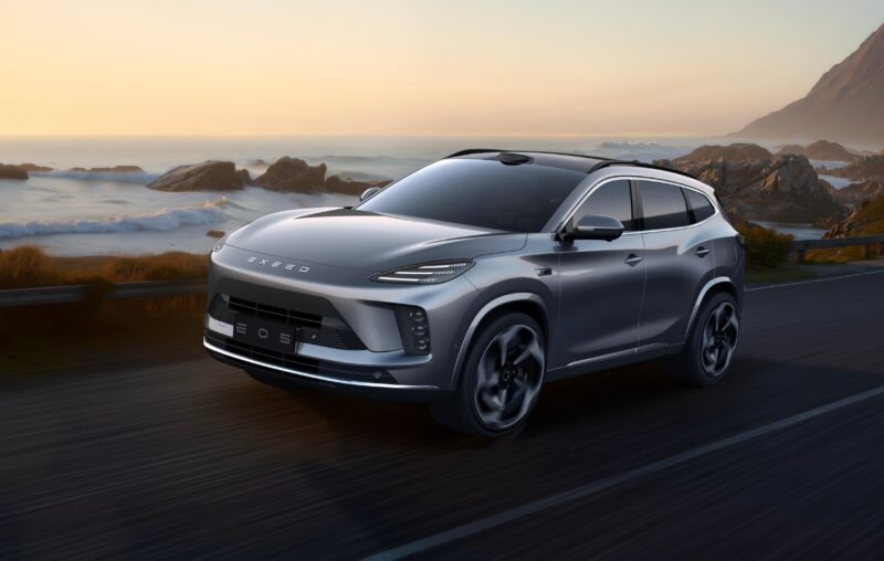 Компания Exeed от Chery представила интерьер совершенно нового внедорожника Exlantix E05, оснащенного системой ADAS от Horizon