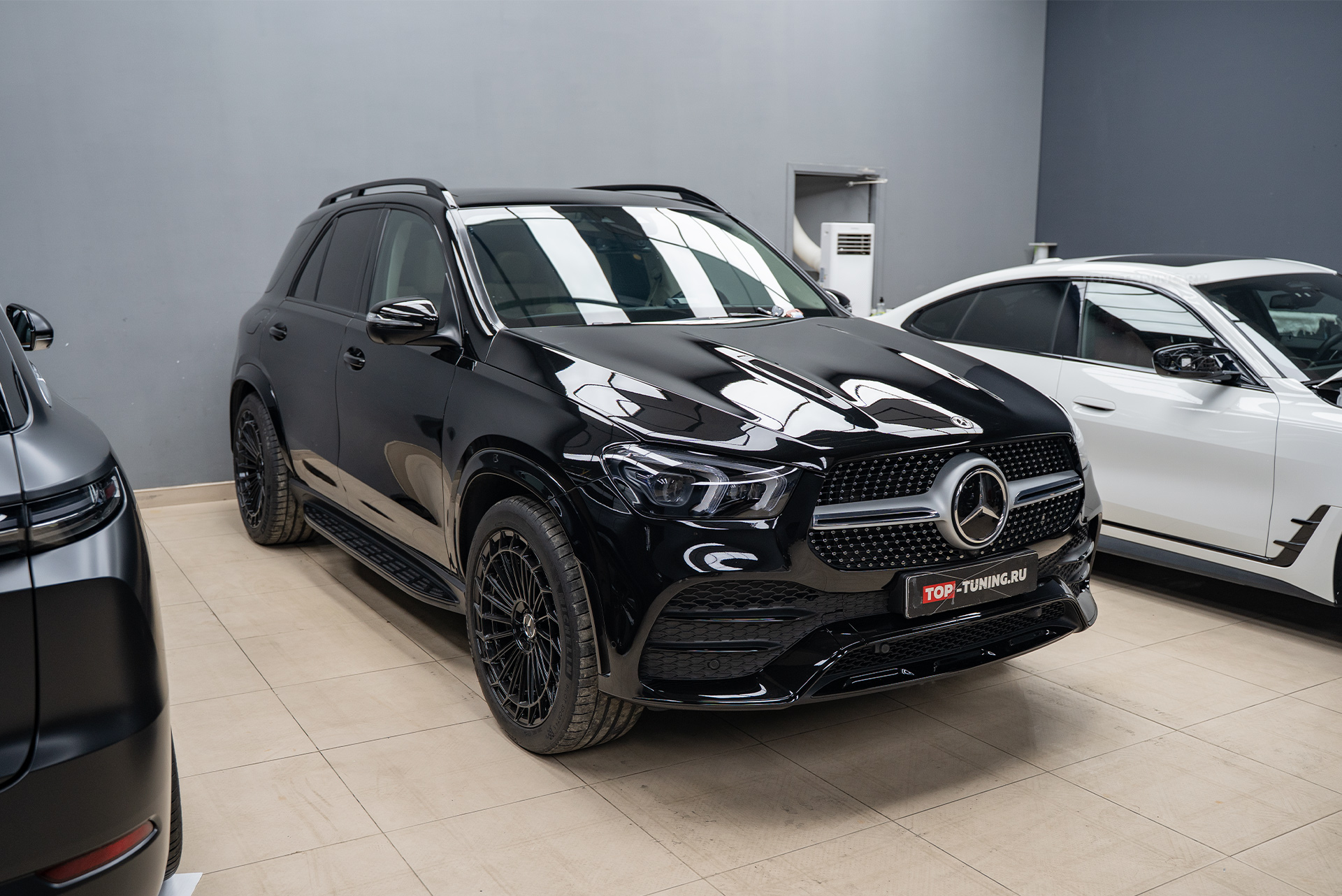 Доводчики дверей + решетка радиатора GT Line для Mercedes GLE V167