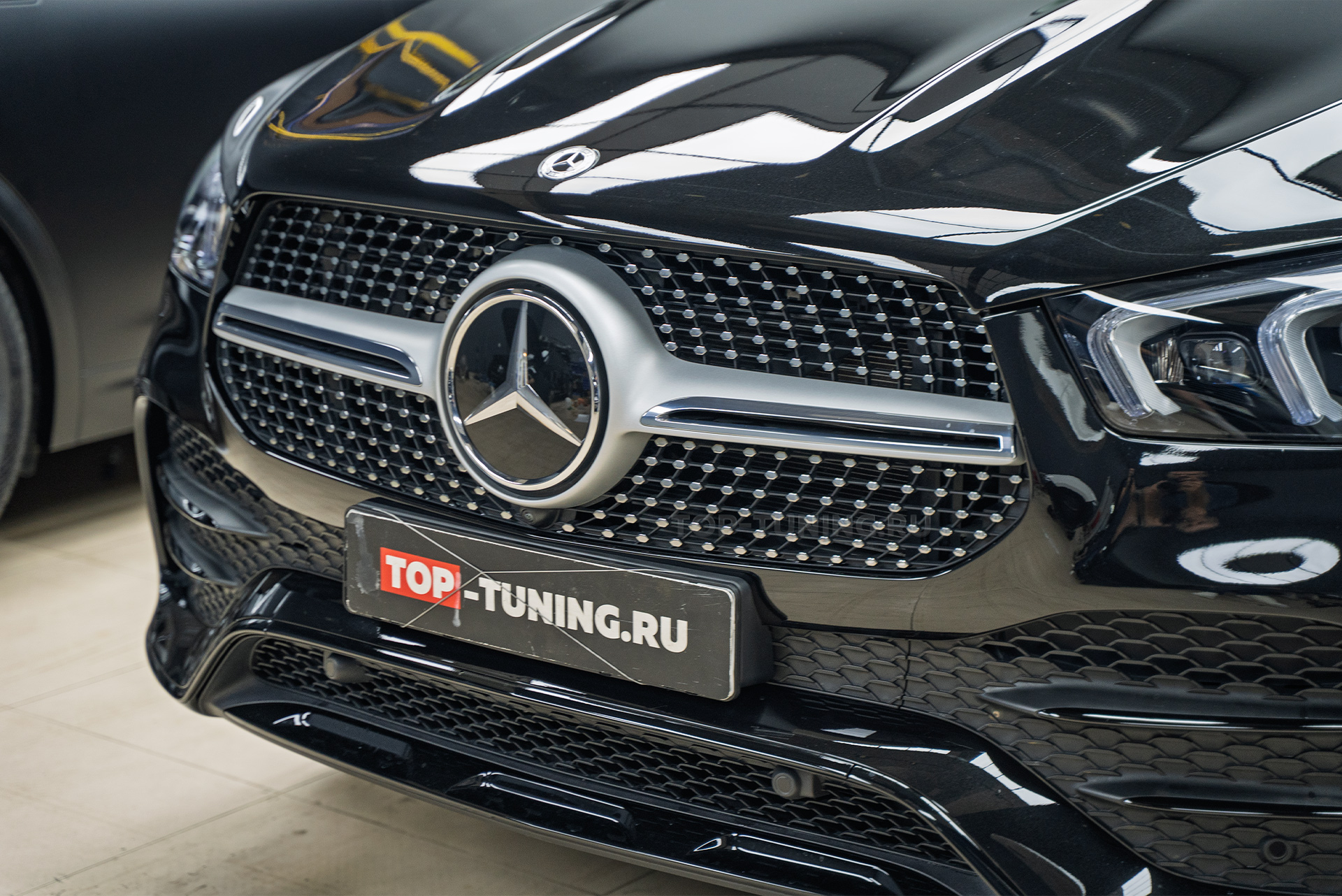 Доводчики дверей + решетка радиатора GT Line для Mercedes GLE V167