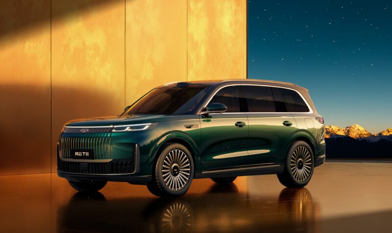 Предварительная продажа Chery Fulwin T11 EREV с 30-дюймовым экраном начнется в Китае в сентябре