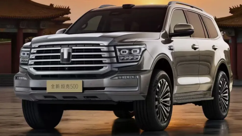 Стоимость Tank 500 Hi4-T начинается от 360 000 юаней (4,05 млн рублей), а Hi4-Z &mdash; от 388 800 юаней (4,37 млн рублей).