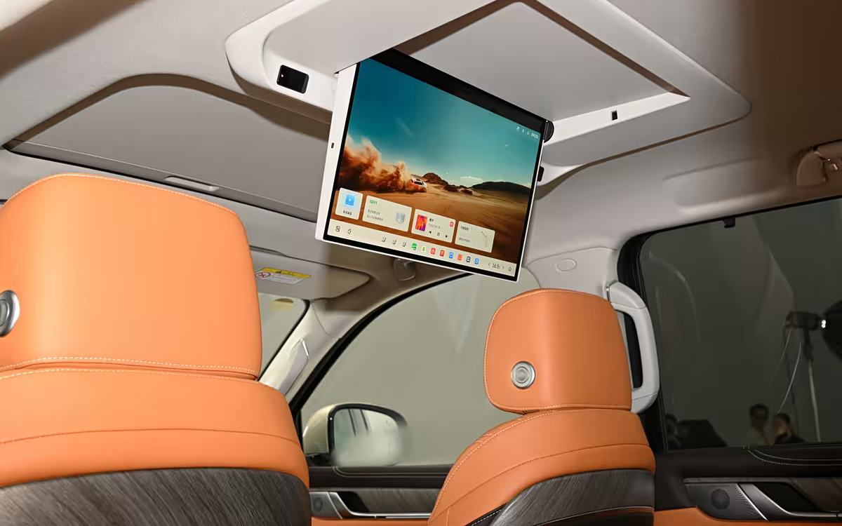 Сегодня вечером автомобильный бренд Great Wall Motor начинает приём предварительных заказов на новые полноразмерные внедорожники Tank 500 Hi4-T и Hi4-Z 2026 года выпуска