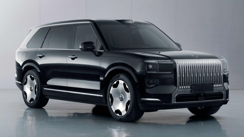 Первая гибридная модель Zeekr может похвастаться самой большой в мире батареей PHEV (70 кВт*ч) и весом более 3 тонн