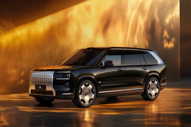 В Zeekr 9X от Geely используется аудиосистема Naim, ранее выпускавшаяся эксклюзивно для Bentley