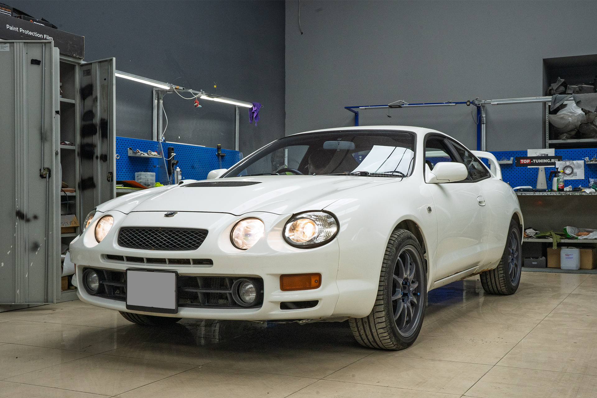 110156 Установка светодиодных би-линз в фары Toyota Celica Т200 рестайлинг