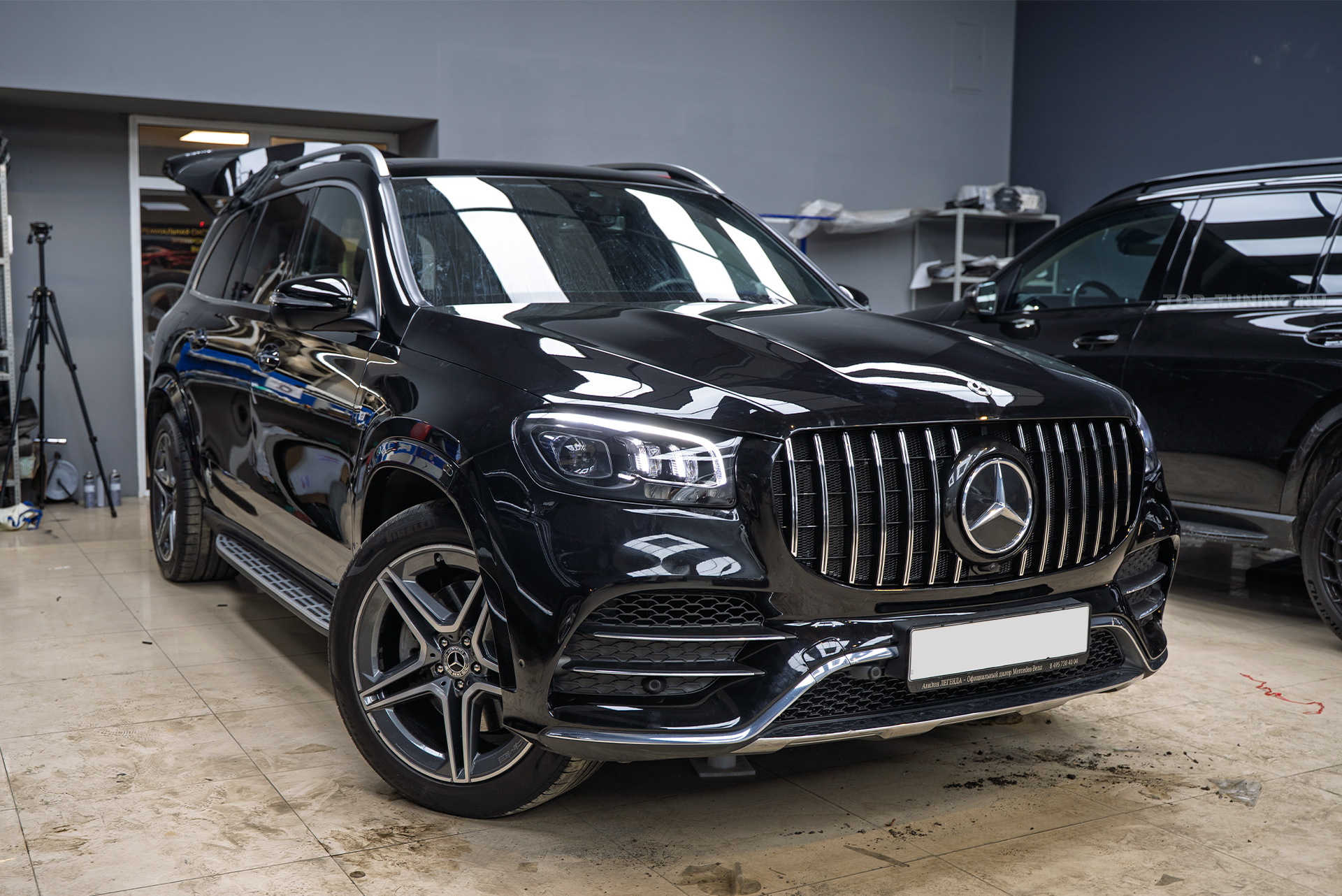 Зона риска в пленку + решетка радиатора GT для Mercedes GLS X167