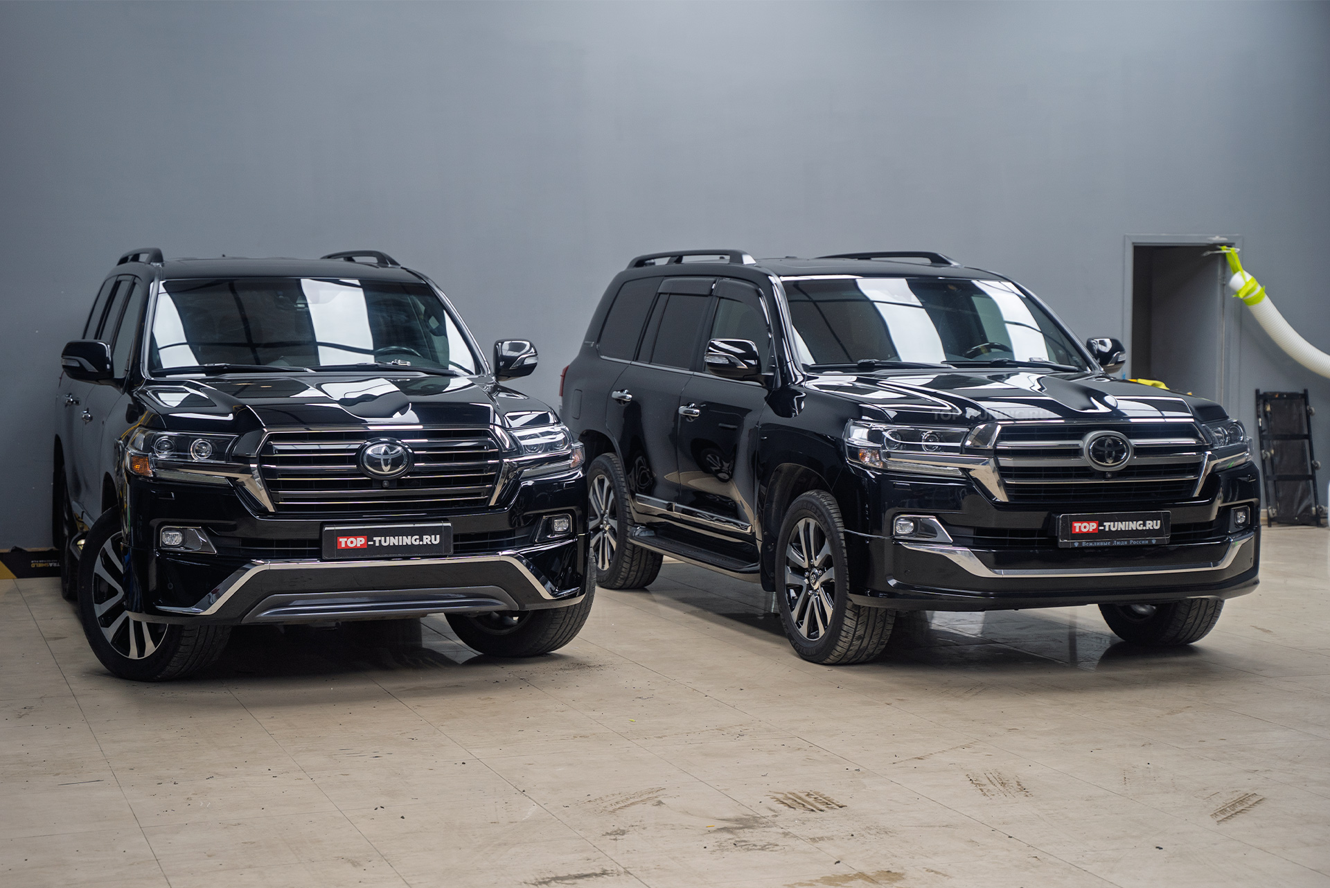 110210 Монтаж юбки переднего бампера для Toyota Land Cruiser 200 2015-2021 Монтаж юбки переднего бампера для Toyota Land Cruiser 200 2015-2021