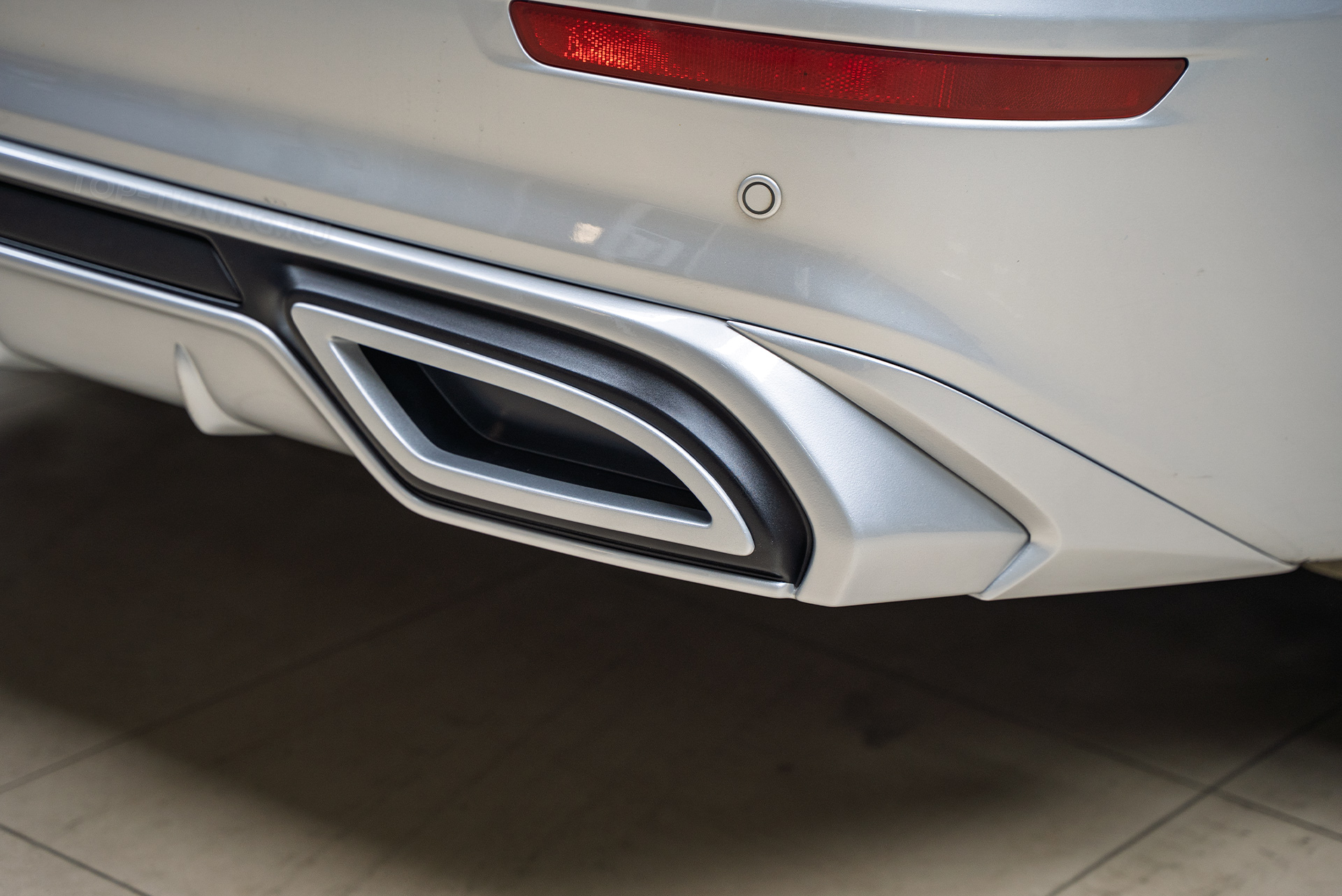 110216 Тюнинг обвеса Kia Rio III: установка диффузора, спойлера и ресничек