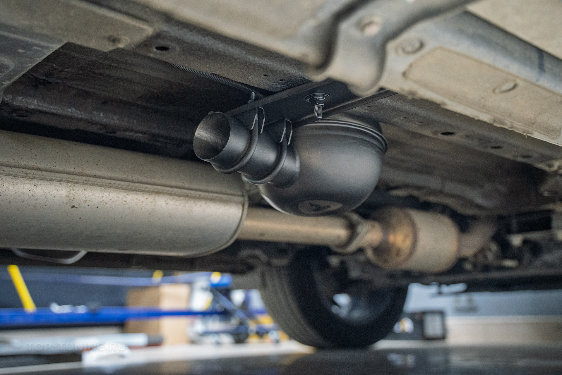 Активный электронный выхлоп THOR 2.0 + ECHO для Jetour T2 2024