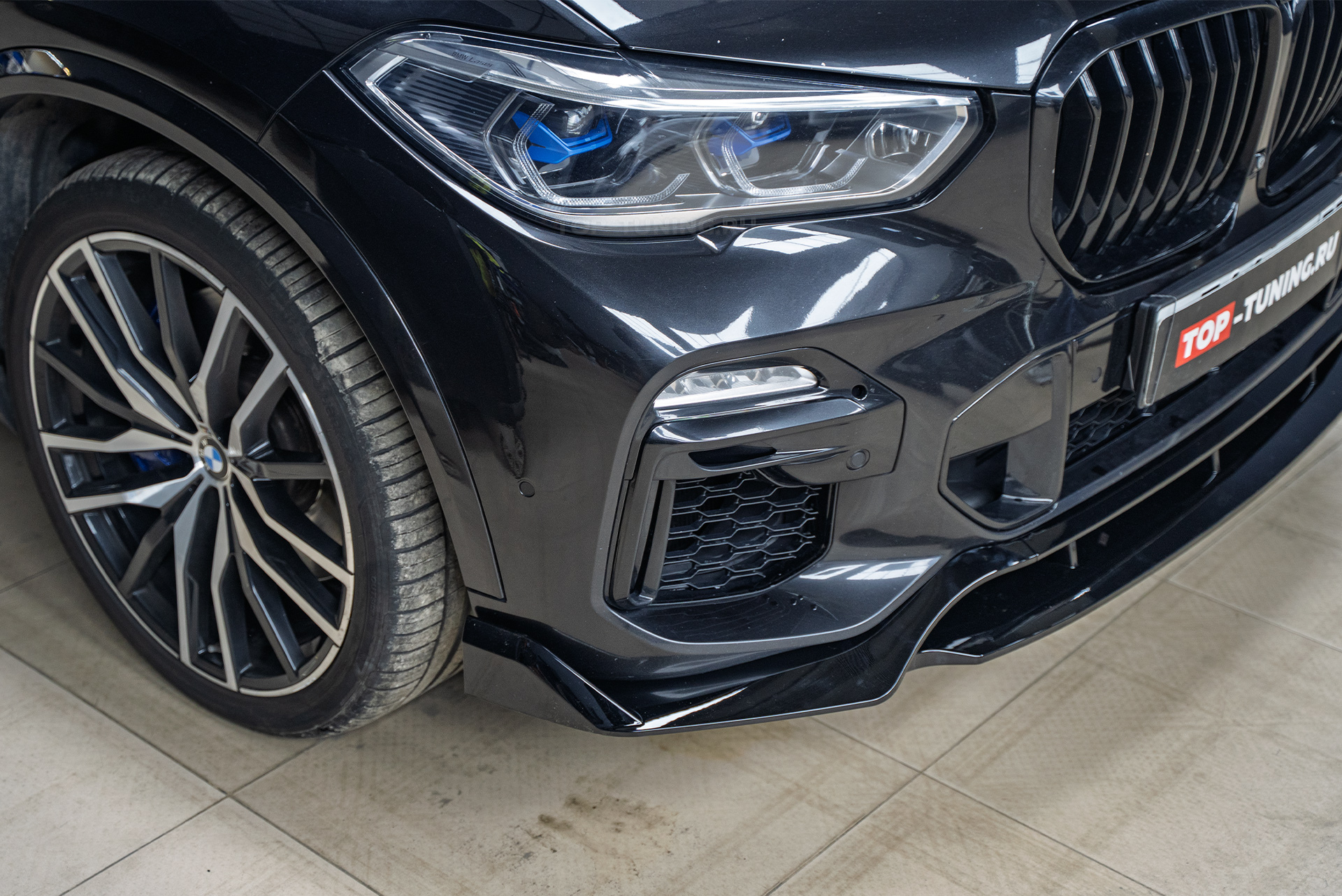 110219 Монтаж тюнинг-обвеса PRO GT II для BMW X5 G05