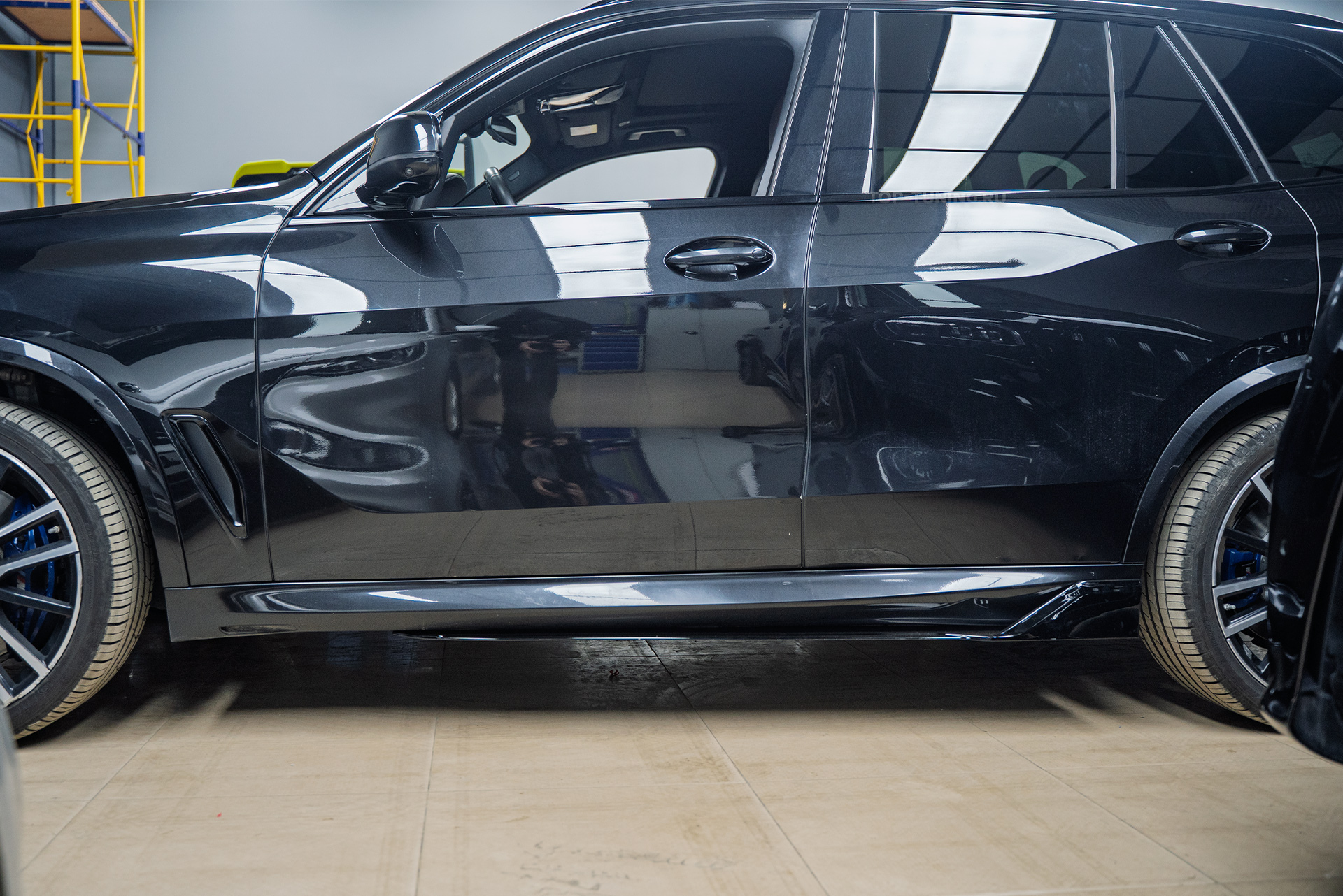 110219 Монтаж тюнинг-обвеса PRO GT II для BMW X5 G05