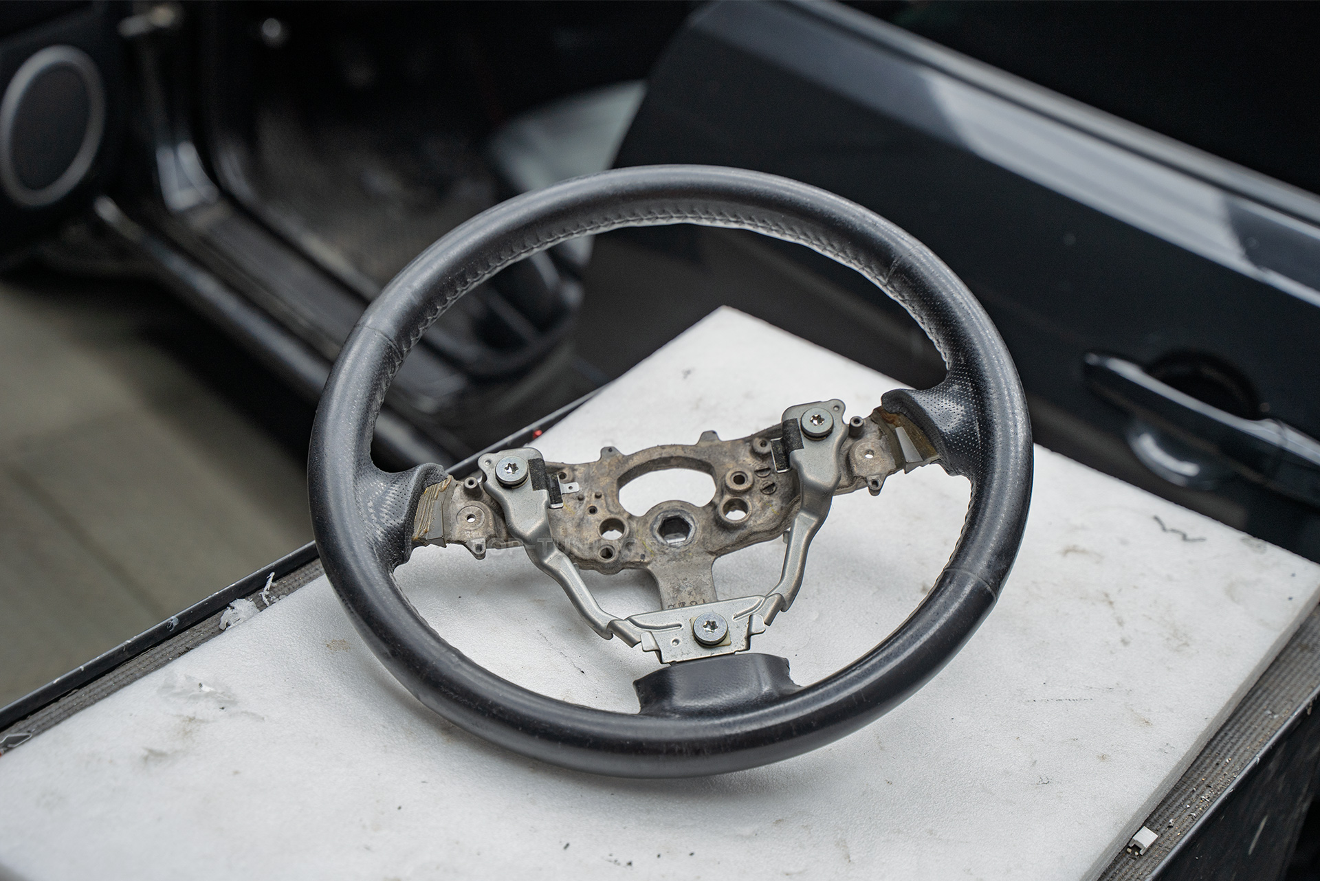 110220 Анатомический тюнинг-руль для Mazda 3 BK рестайлинг