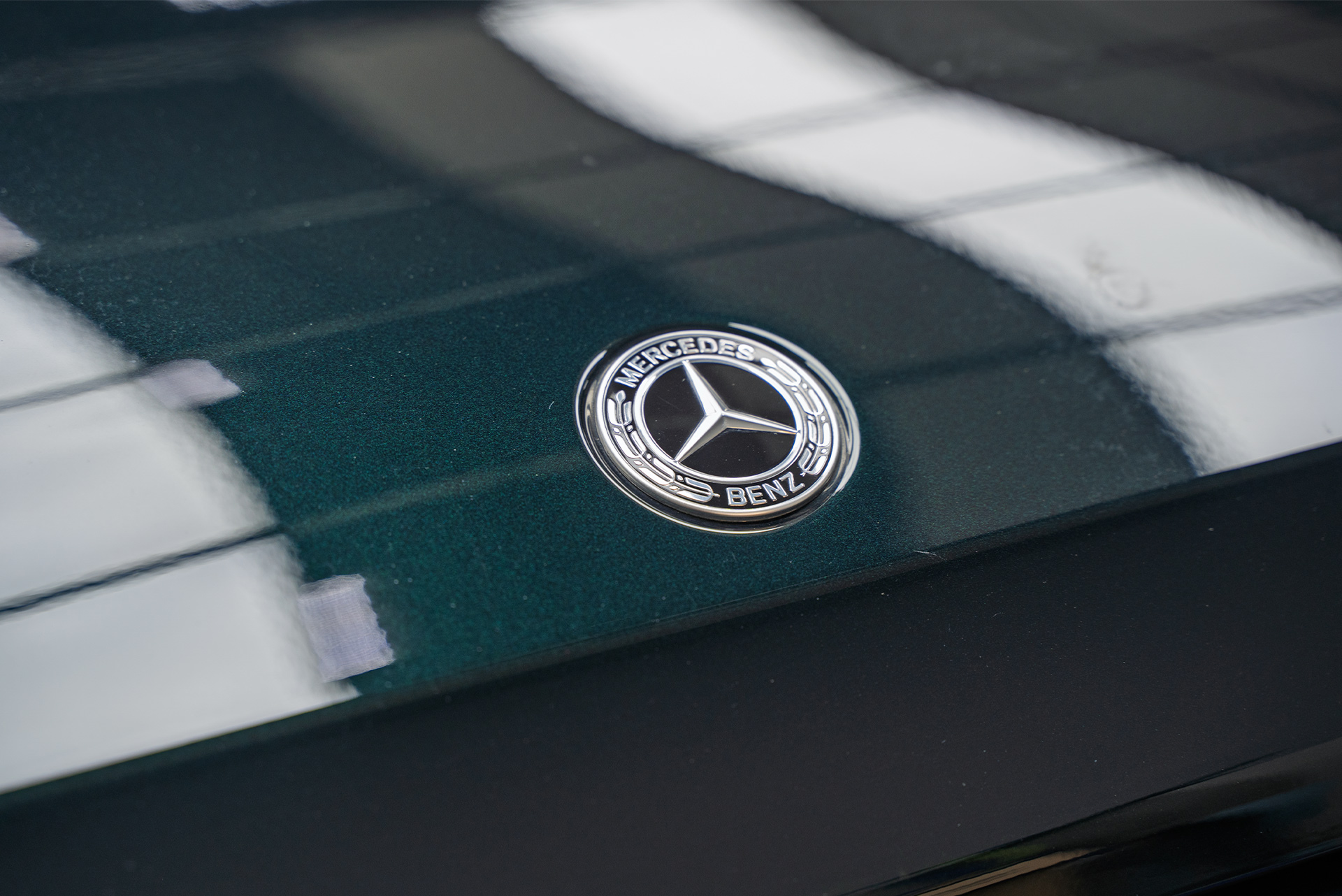 Монтаж доводчиков во все двери Mercedes-Benz Gelandwagen W463 2018-2024