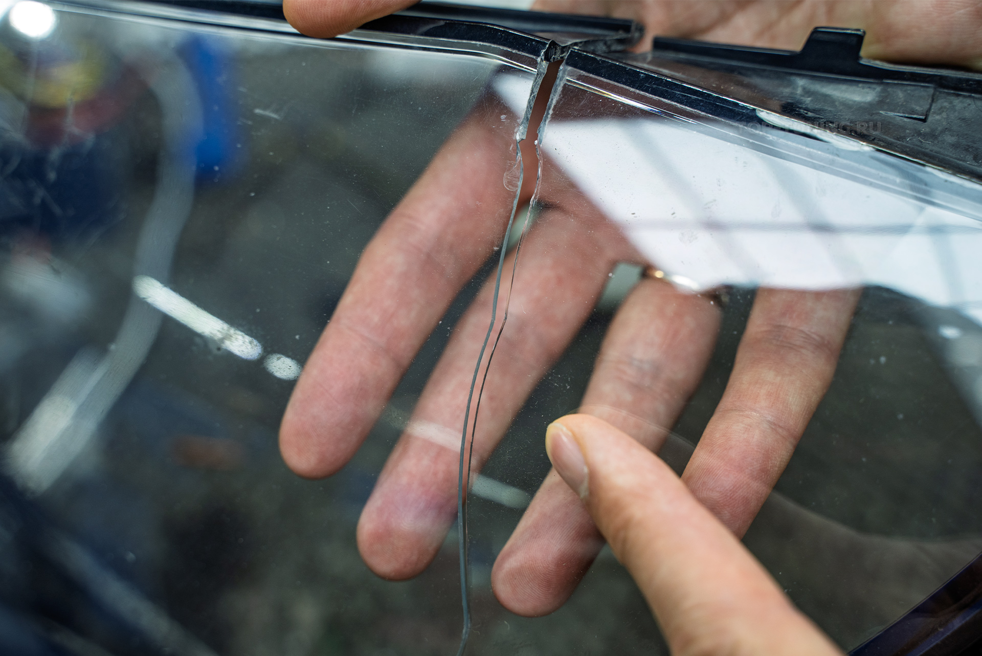 Замена стекол фар Mercedes-Benz GLS 2019 на новую версию