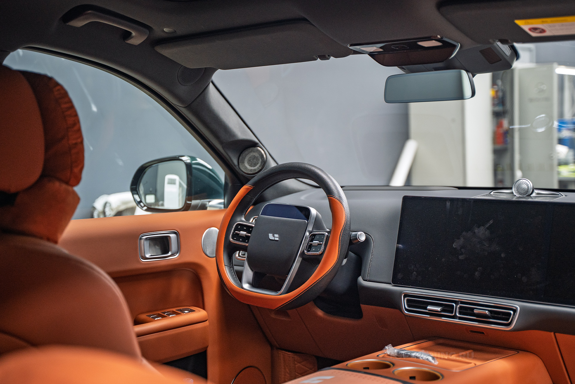 Монтаж акустических стоек для Li L9 – тюнинг автозвука Lixiang 110258 Монтаж акустических стоек для Li L9 – тюнинг автозвука Lixiang