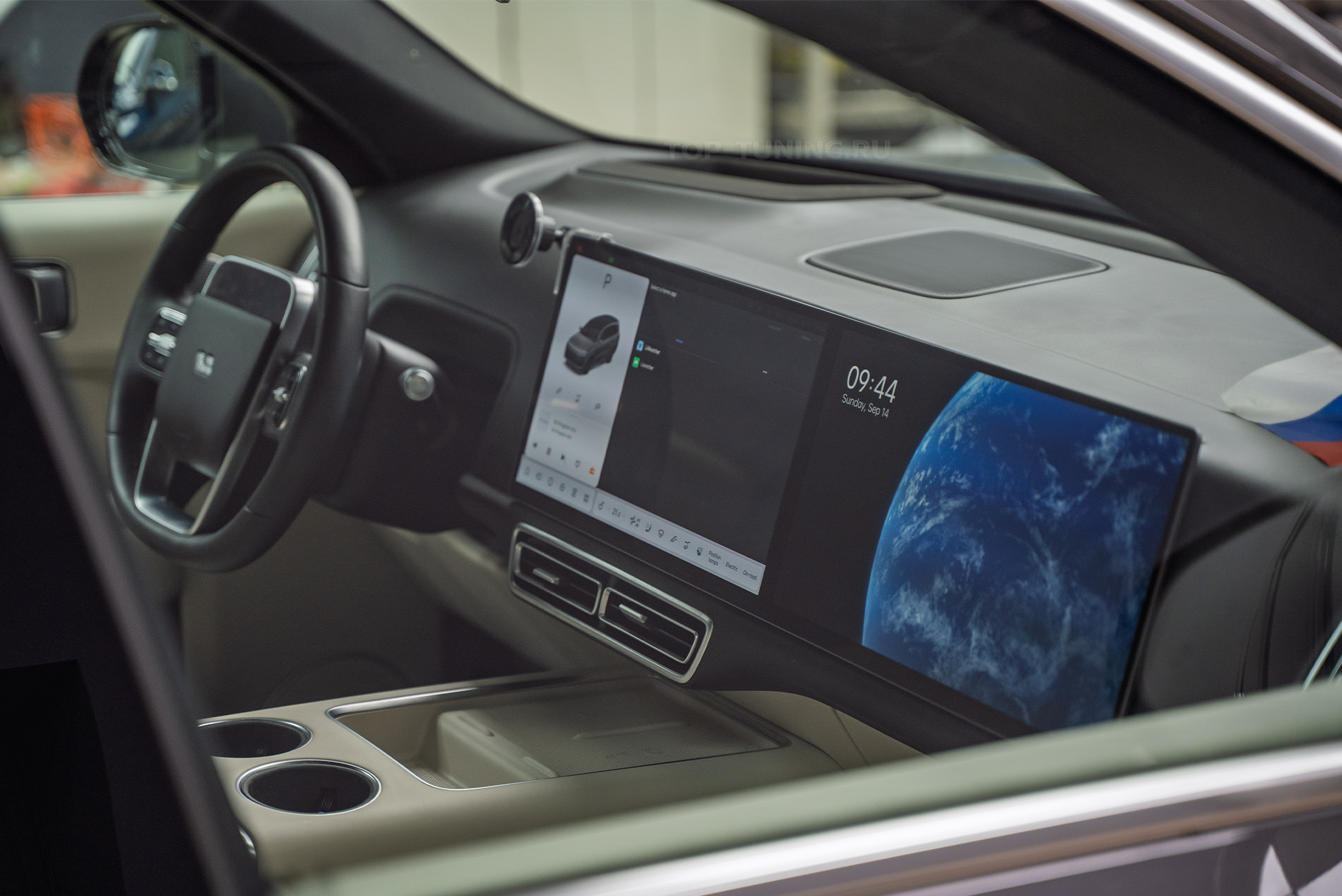 Виброизоляция колесных арок и подкрылков нового Lixiang L9 в Топ Тюнинг Москва 110277 Виброизоляция колесных арок и подкрылков нового Lixiang L9