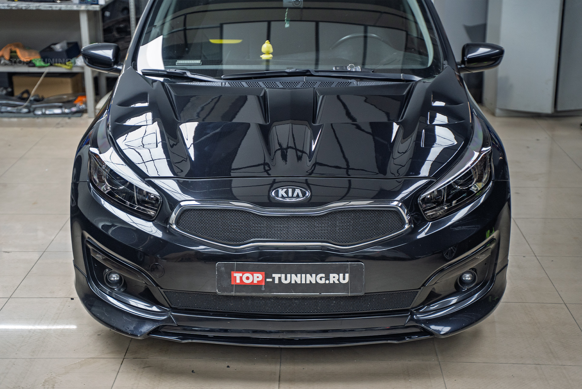 Тюнинг-модернизация Kia Ceed II – спортивный капот GTR с жабрами 110278 Тюнинг-модернизация Kia Ceed II – спортивный капот GTR с жабрами