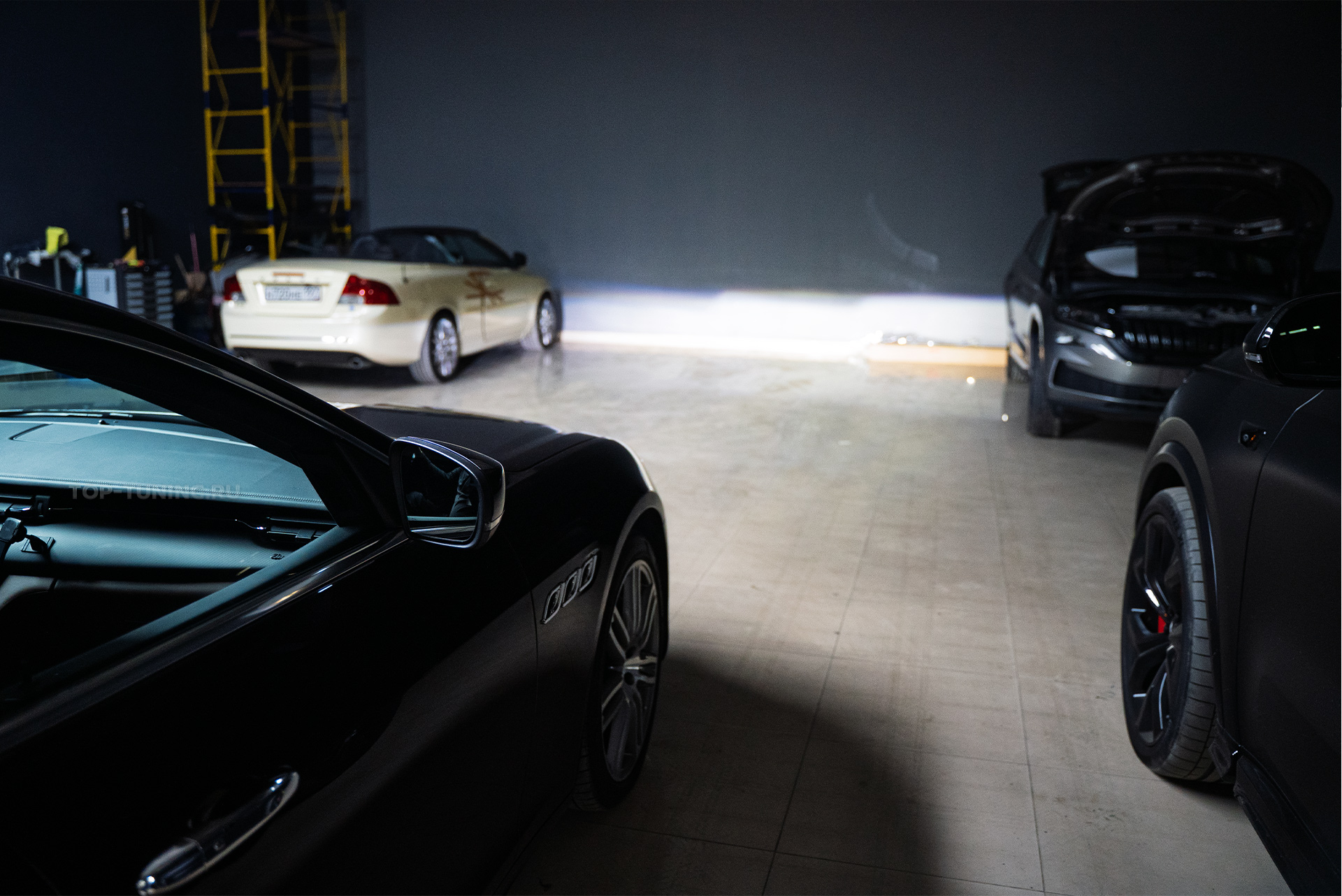 Тюнинг + полировка + оклейка передней оптики Maserati Quattroporte 2017