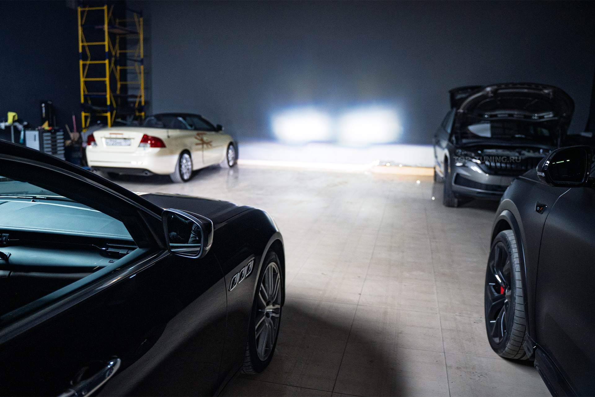 110281 Тюнинг + полировка + оклейка передней оптики Maserati Quattroporte 2017