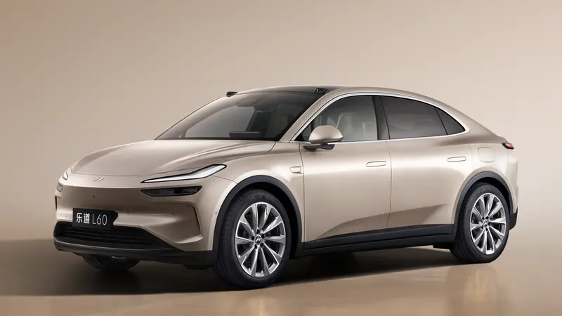 Стартовая цена модели — 206 900 юаней (около 2,43 млн рублей). Стоимость опции «Батарея в качестве обслуживания» (BaaS) начинается от 149 900 юаней (примерно 1,76 млн рублей). Поставки автомобиля ожидаются в середине — конце октября.