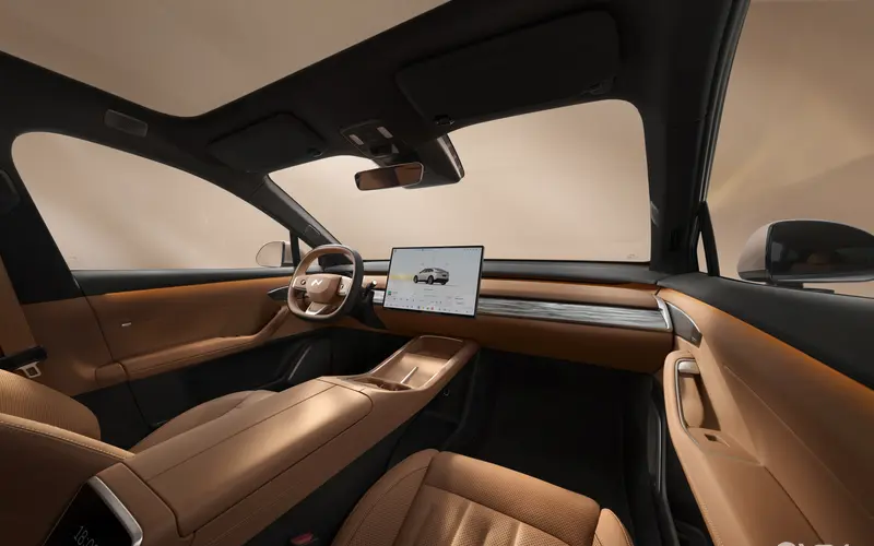 19 сентября состоялась официальная презентация электрического внедорожника Onvo L60 от Nio