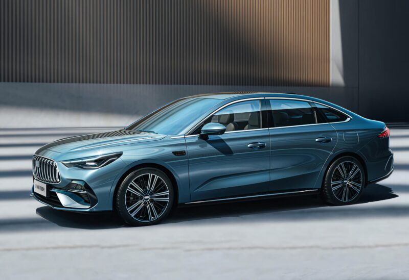 Работа системы основана на чипе J6M от Horizon Robotics с вычислительной мощностью 128 Вт.