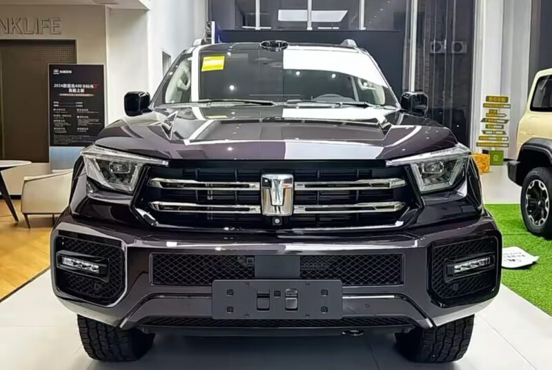 Модель 2026 Tank 400 PHEV от GWM поступит в автосалоны по всему Китаю