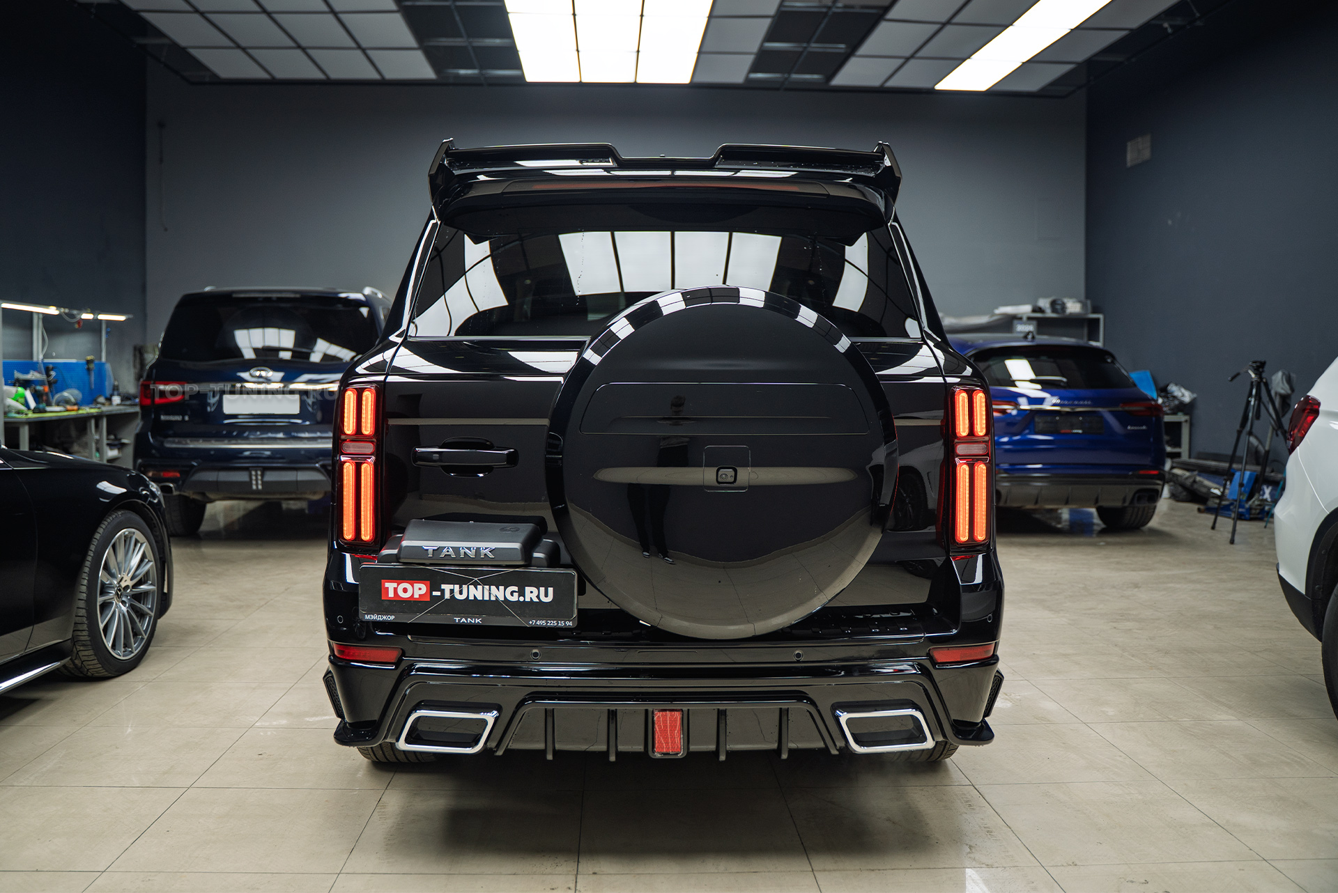 110377 Тюнинг обвеса Tank 500 2025 – установка юбок, спойлера, расширителей арок, капота