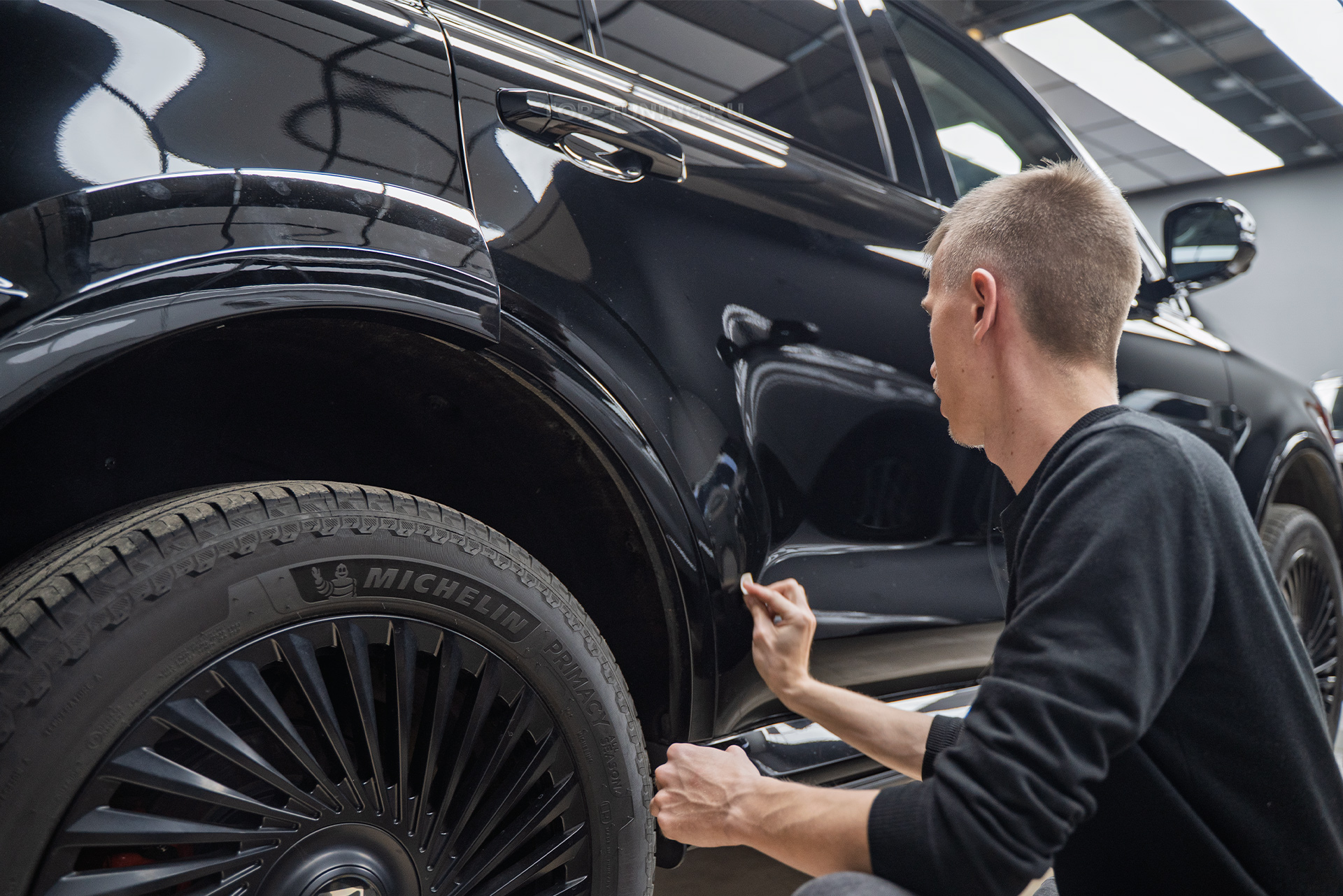 110377 Тюнинг обвеса Tank 500 2025 – установка юбок, спойлера, расширителей арок, капота