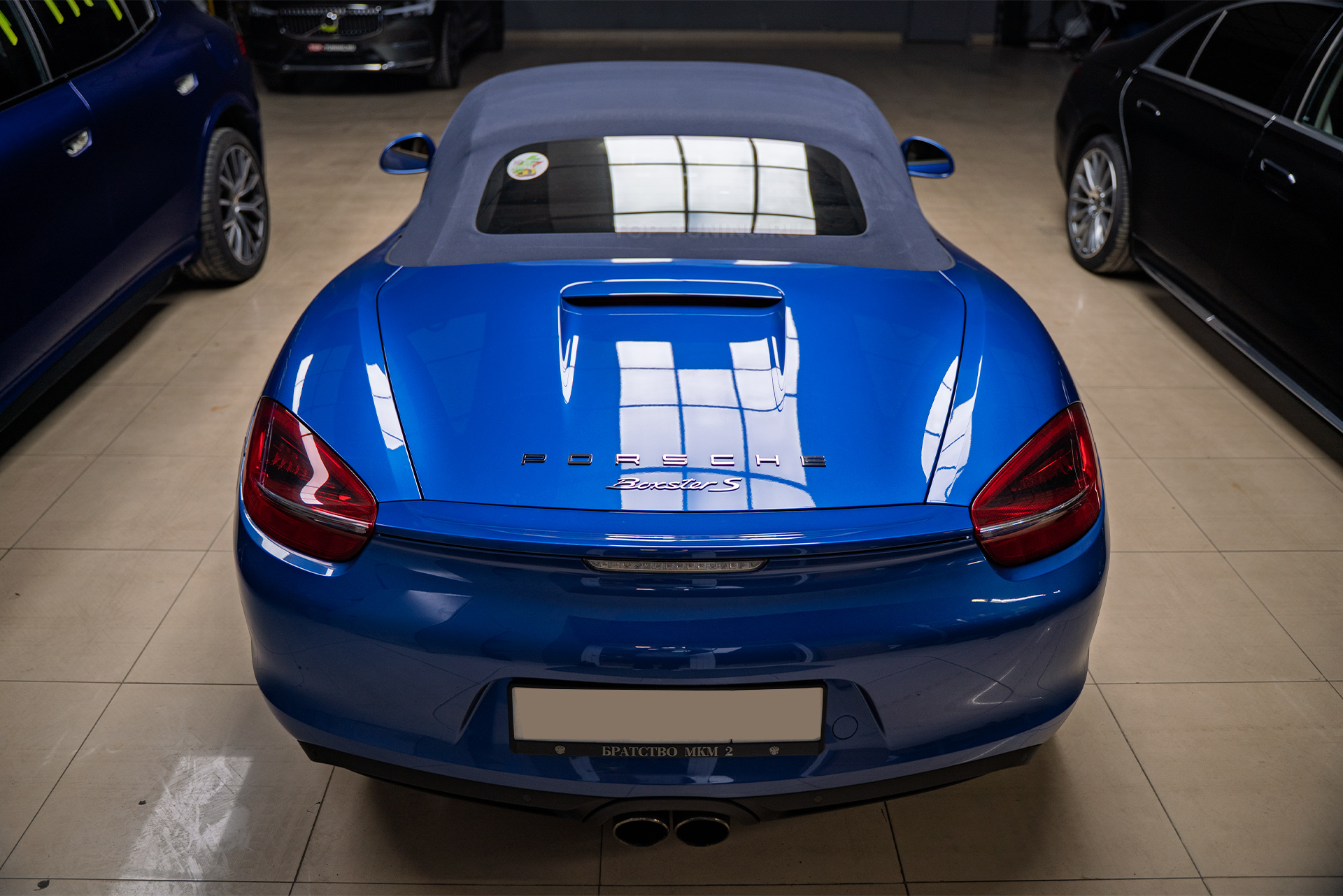 Замена линз в фарах Porsche Bosxter S 981 – сравнение работы до и после 