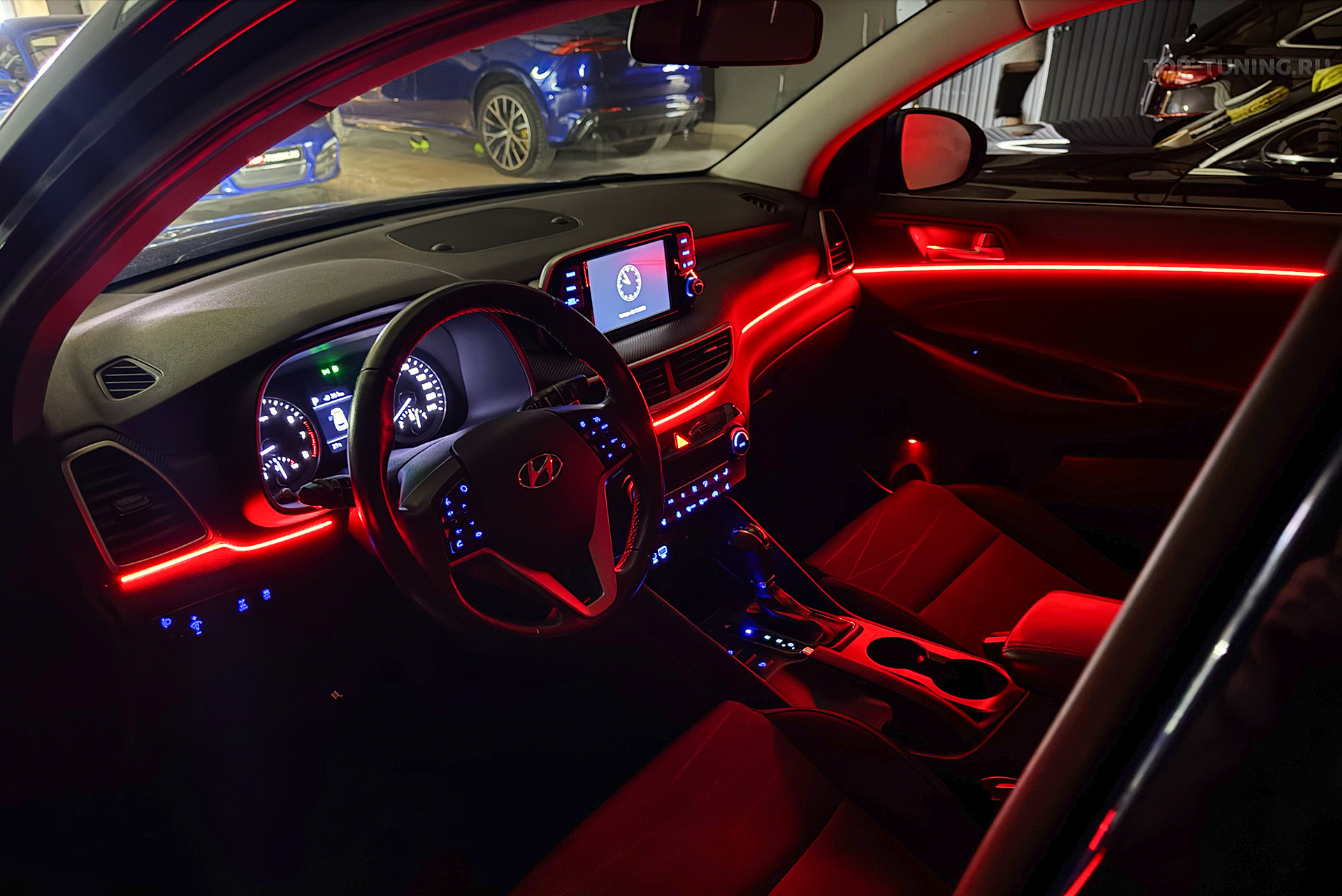 Установка подсветки салона 24 в 1 + шумоизоляция дверей Hyundai Tucson