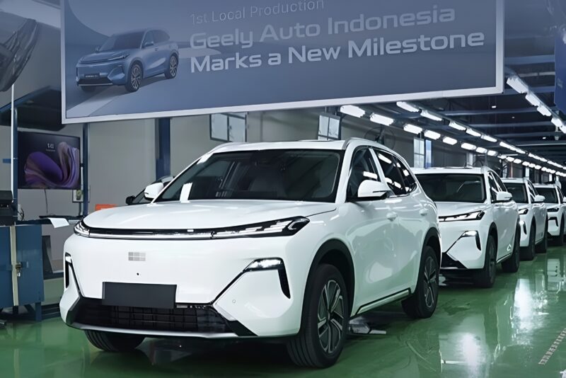 После дебюта в Австралии Starray EM-i появится на рынках почти 20 стран, включая Индонезию, Таиланд, Южную Африку, Мексику и Италию. География продаж охватит Азиатско-Тихоокеанский регион, Европу, Латинскую Америку и Африку.